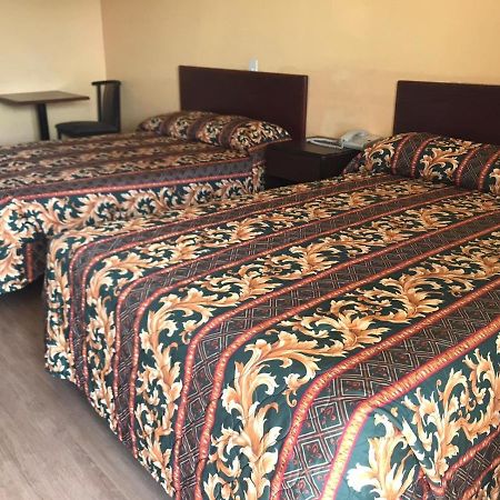 كارولتون Lone Star Inn المظهر الخارجي الصورة