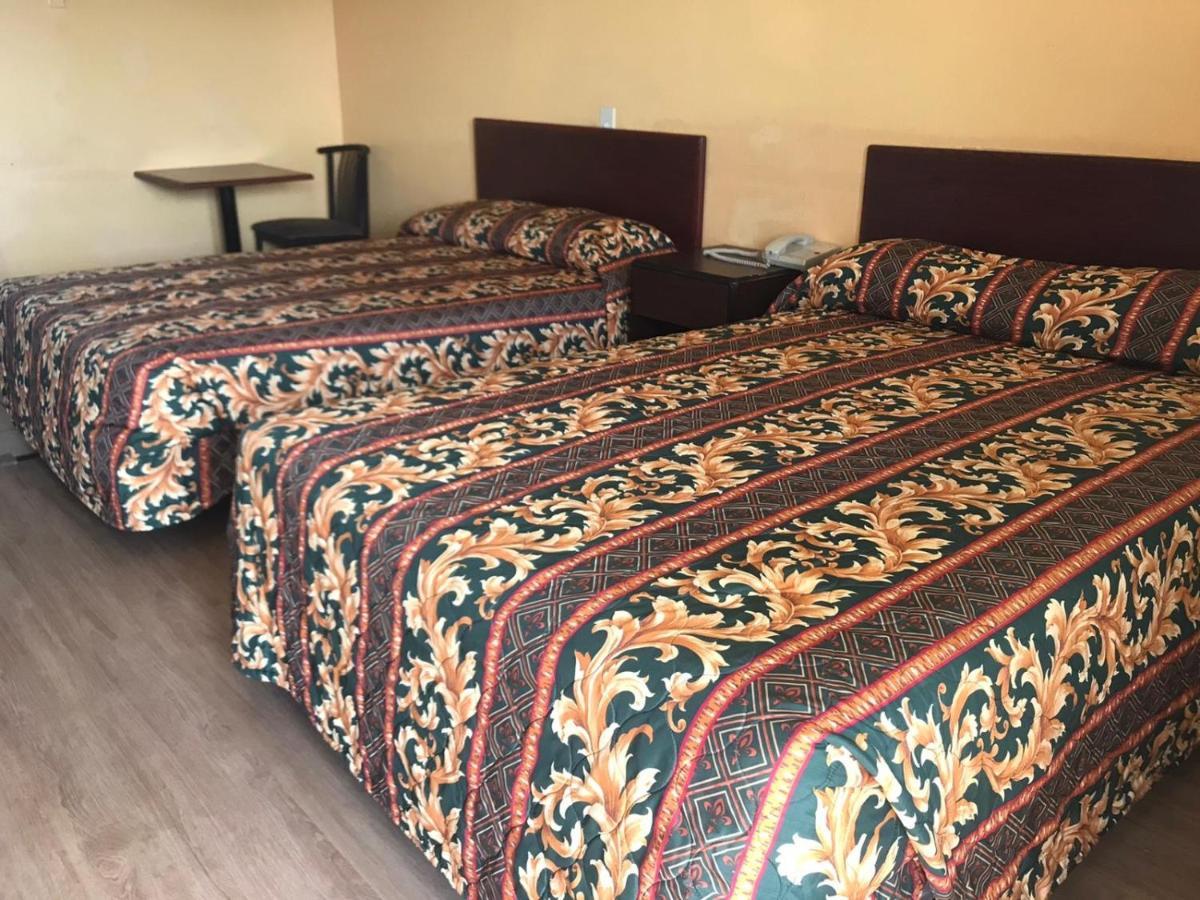 كارولتون Lone Star Inn المظهر الخارجي الصورة