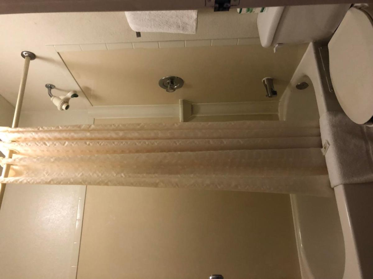 كارولتون Lone Star Inn المظهر الخارجي الصورة