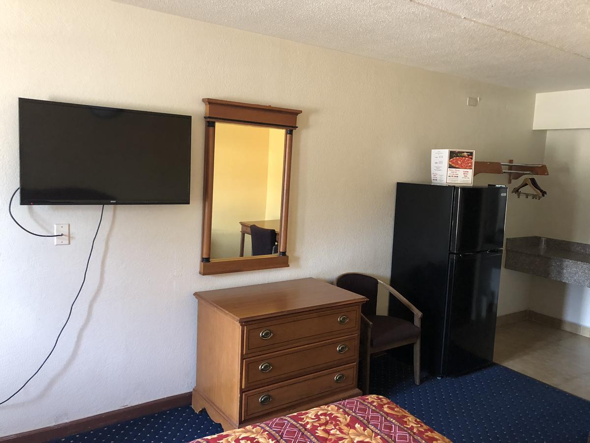 كارولتون Lone Star Inn المظهر الخارجي الصورة
